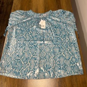 Current Air Los Angeles Blue Snake Skin Print Top Ruffle Size Medium New NWT